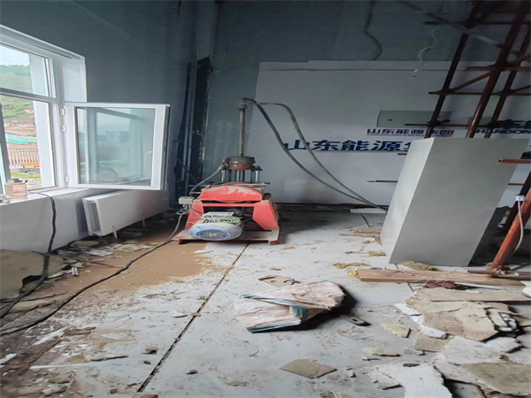 荔浦地基基础下沉墙体裂缝加固注浆顶升施工